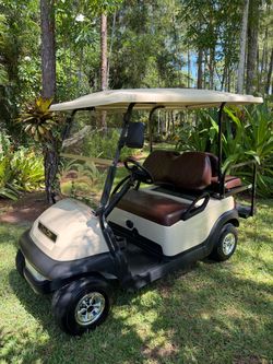MINT 48 VOLT CLUB CAR PRECEDENT! 4 SEATER RUNS AND DRIVES GREAT!!