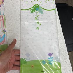 Baby Shower Table Covers Thumbnail