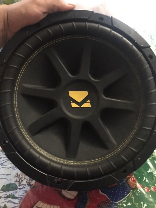 12 " KICKER comp c12 4OHM