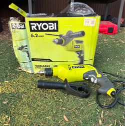 Brand New 6.2 Amp Corded 5/8" Variable Speed Hammer Drill