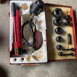 Hydraulic Knock Out Kit Barely Used 