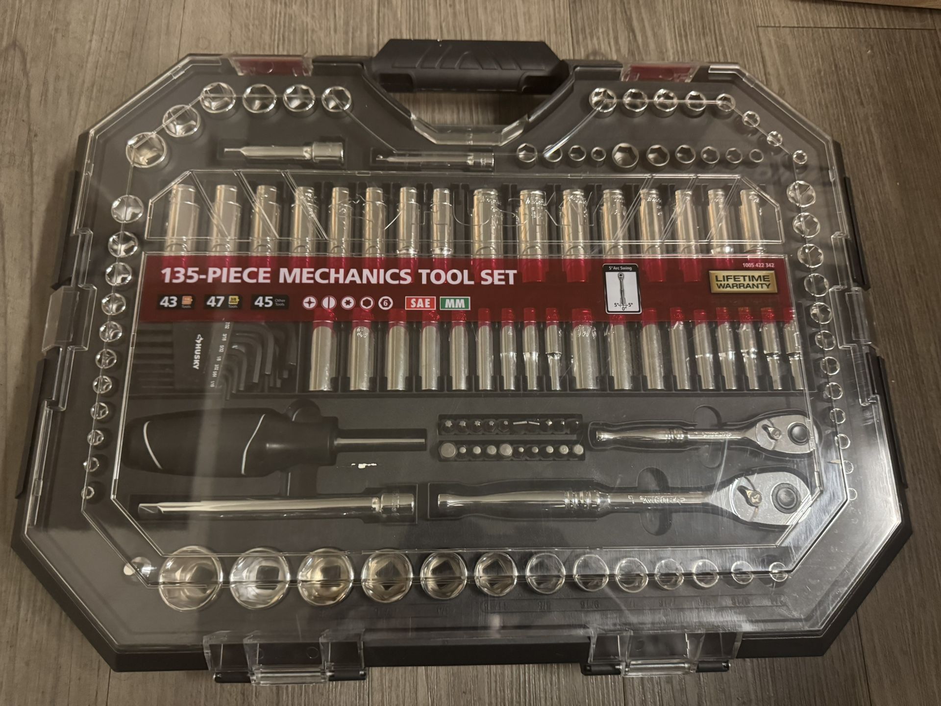 Husky 135-PIECE MECHANICS TOOL SET