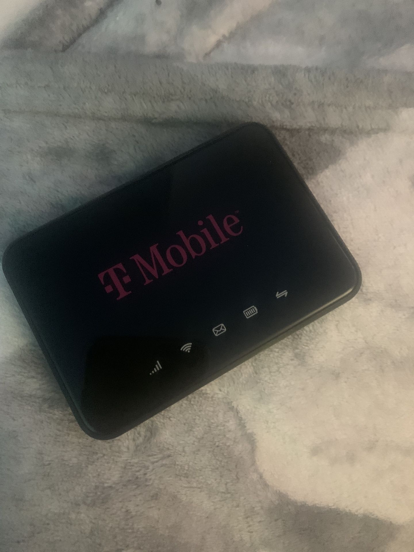 Franklin T9 Mobile Hotspot T-mobile Wifi