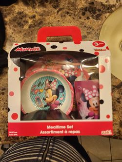 Disney's mini mouse meal time set