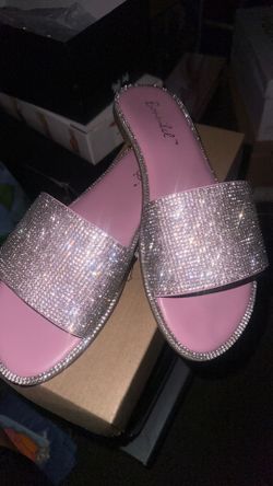 Sparkly pink chanclas