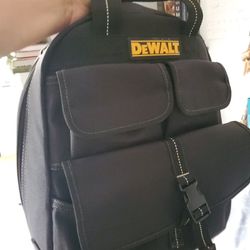 Dewalt Heavy Duty Backpack DGC530