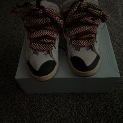 Lanvin Curbs
