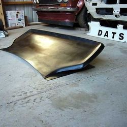 Datsun  whale tail spoiler

