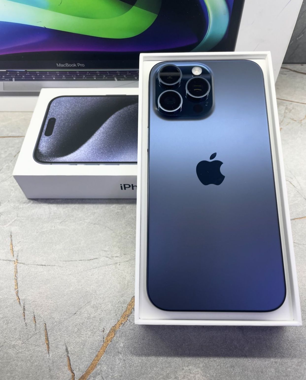 Unlocked iPhone 15 Pro Max 512GB Blue