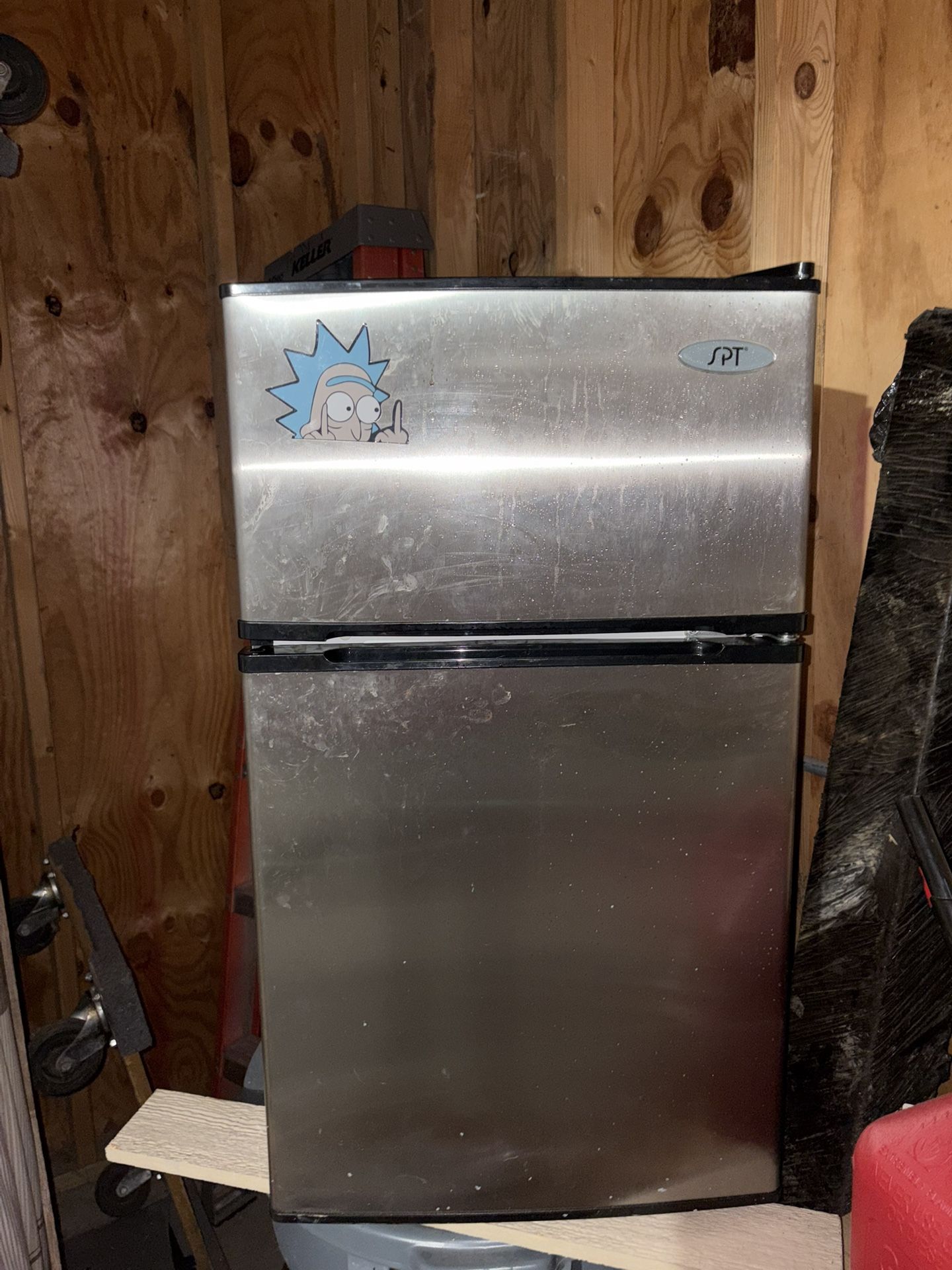mini fridge