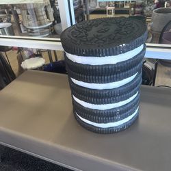 Oreo Cookie nightstand/ stool