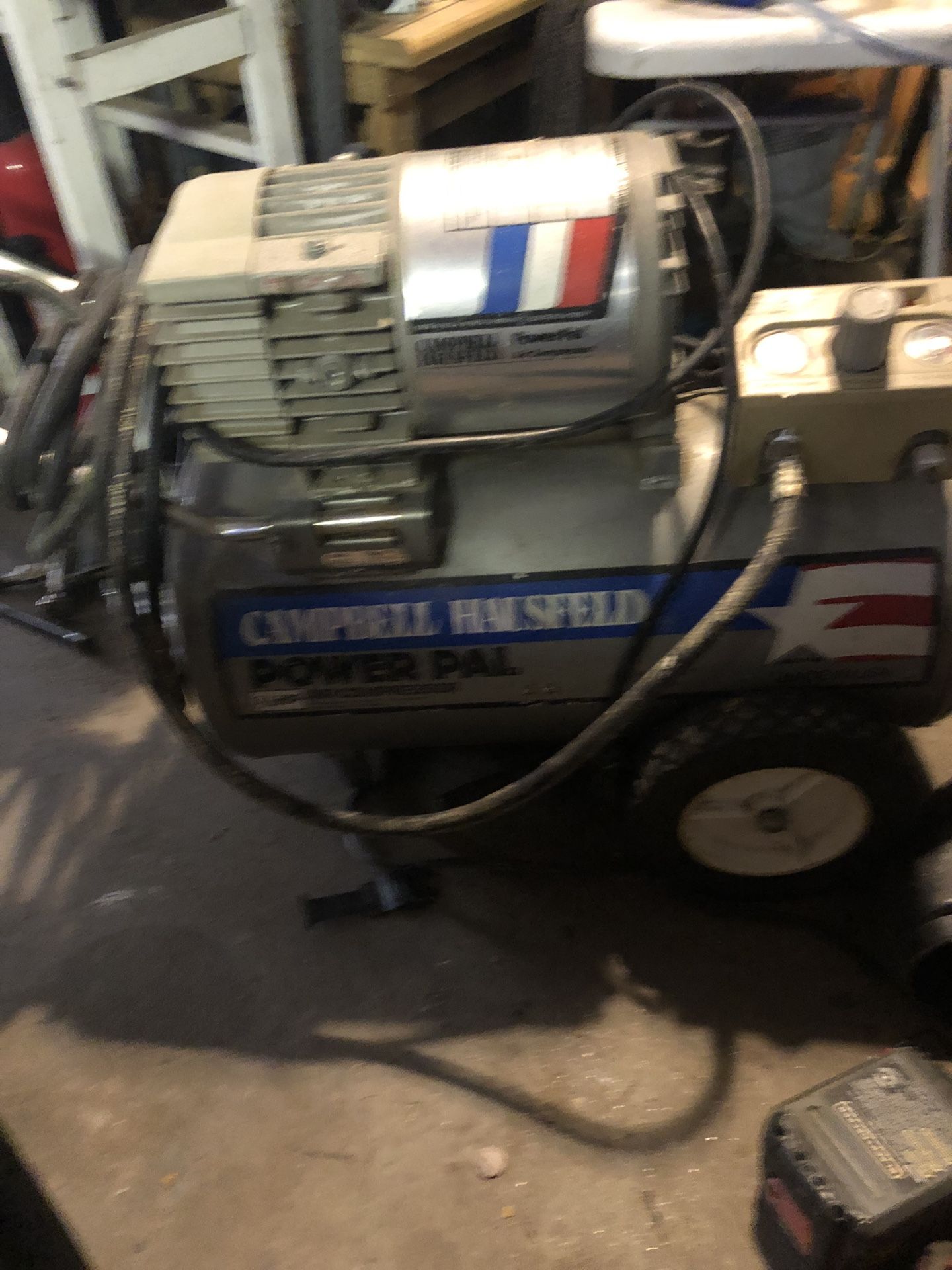 Campbell Hausfeld Power pal 3/4 Hp Aircompressor
