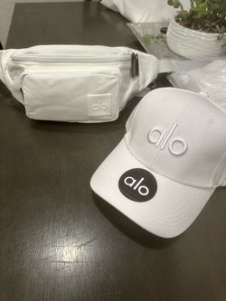 White hat and funny pack