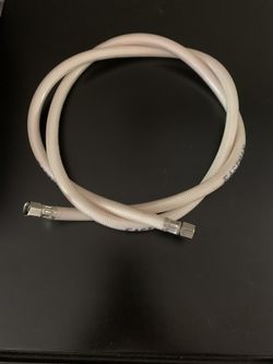 Refrigerator water connectors
