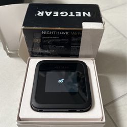 NIGHTHAWK M6 PRO Mobile Router - Wifi 6E