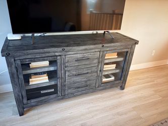 Tv stand