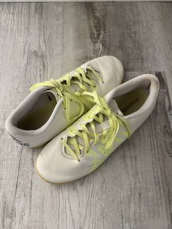 Adidas Mens Indoor Soccer shoes Size 7.5