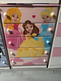 Hermosa cajonera jumbo de caricatura
