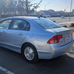 Honda Civic hybrid 