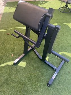 Titan Bicep and Tricep Curl Machine Almost New
