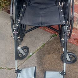 18 In. Wheelchair Complete