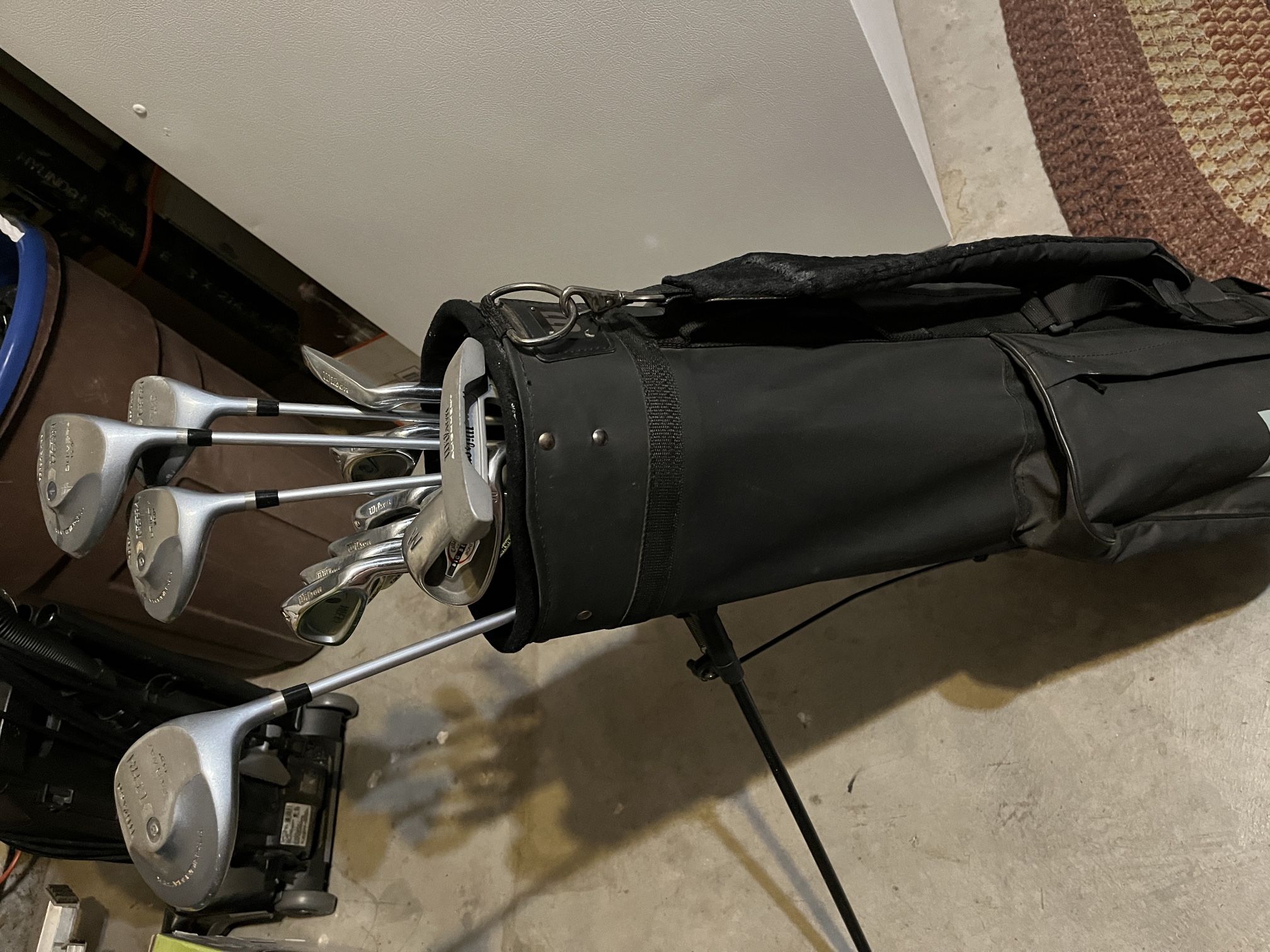 Women’s Wilson Ultra lite Golf Set