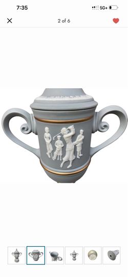 RARE WEDGWOOD STYLE UNMARKED JASPERWARE GRAY 12 WOMENS GOLF TROPHY WITH LID