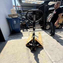 Mechanic / Tire Shop Closing Down 