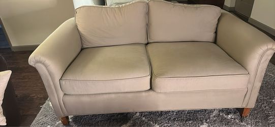 Loveseat