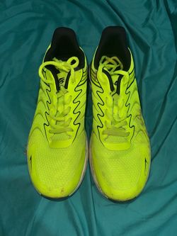 men’s 8.5 US Highlighter yellow B-S PLOA shoes