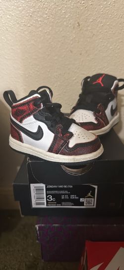 Jordan 1 Size 3c