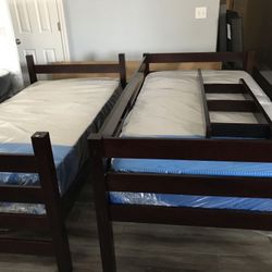 New Twin/Twin Bunkbeds Available In White & Espresso Color!