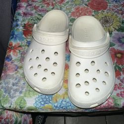 13c Crocs White 