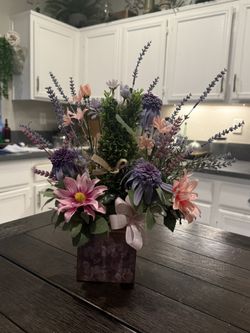 Handmade Easter Center Pieces (willing to work with pricing)
