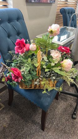 Floral basket