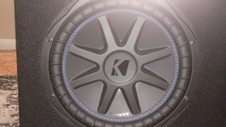 10 inch kicker CVX, with box