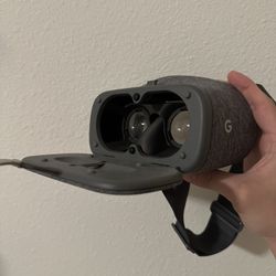 Google Daydream View - VR Headset for Smartphone (Slate)