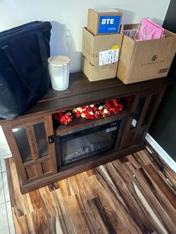 Electric fireplace