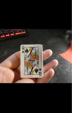 Queen of spades lighter