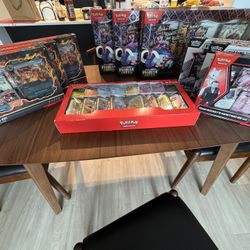 Pokemon Assorted Scarlet & Violet 