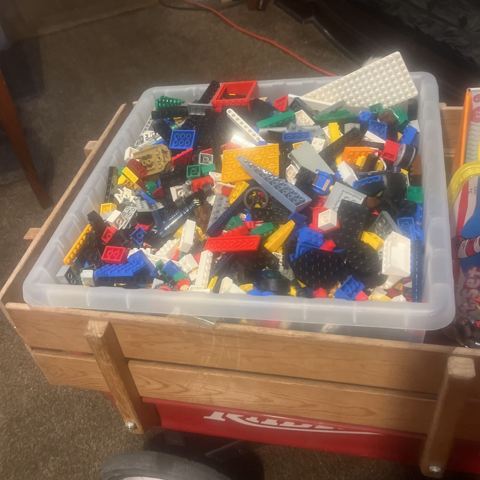 New Lego accessories and toys and radio flower wagon make offer