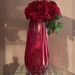 Red Vase /Flowers 