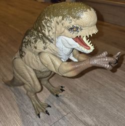 Mattel Jurassic World Distortus Rex Roaring dinosaur