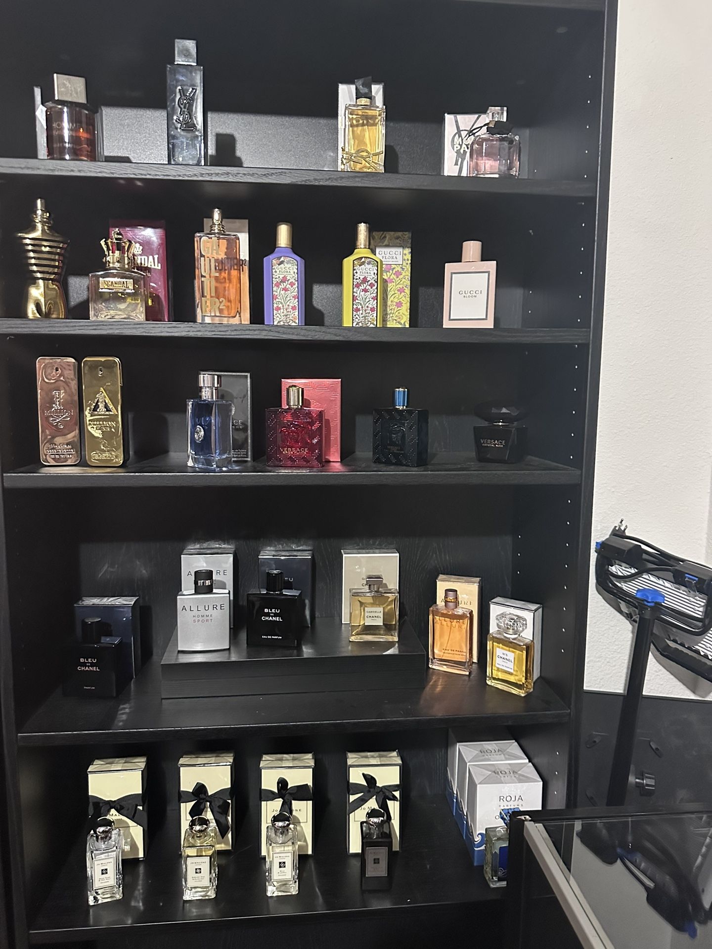 Colognes And Perfumes