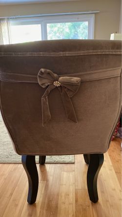 Chair one cute chair