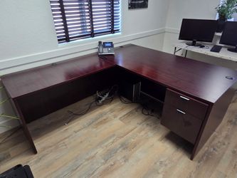 L Shape office desk