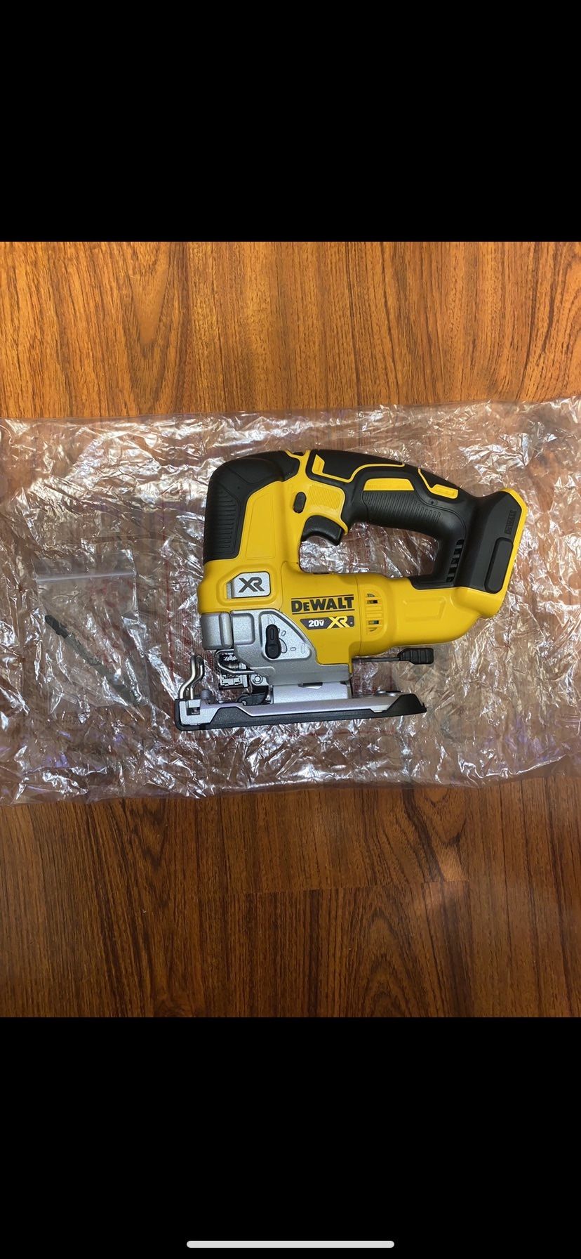 New Dewalt 20V Max XR Brushless Jigsaw (DCS334) Tool Only