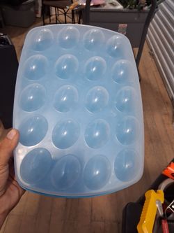 Egg storage container