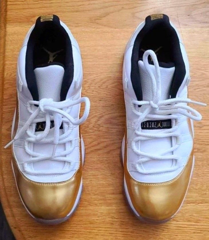 AIR JORDAN 11 RETRO LOW 'CLOSING CEREMONY'