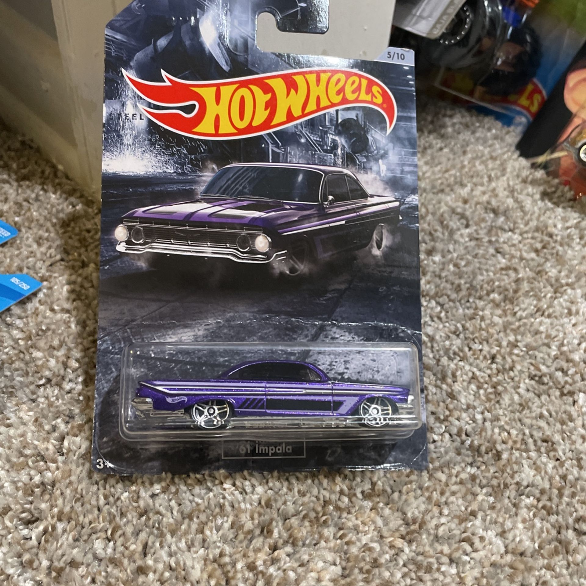 HOT WHEELS